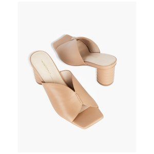 Madewell: INTENTIONALLY BLANK Kamika Mules in Nude
